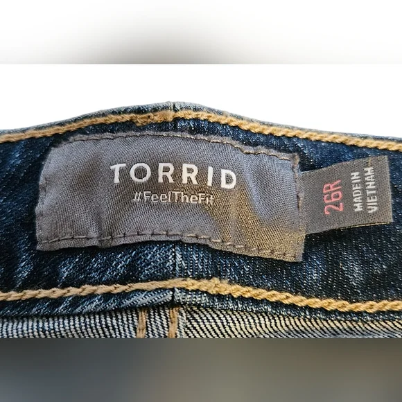 TORRID Feel The Fit Jeans Women's Size 26R - Picture 3 of 6